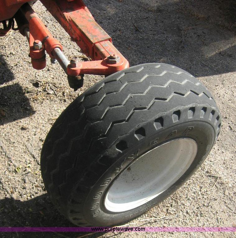 image for item 8430 1996 New Holland 6640SL tractor