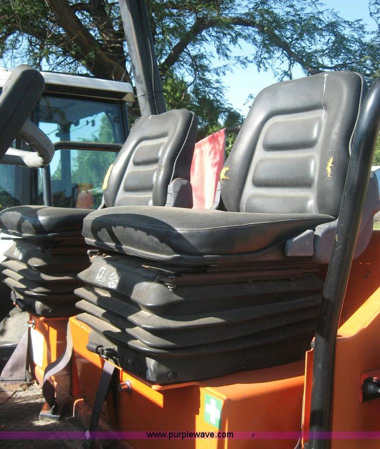 image for item 8431 1993 Hamm DV6K combination roller