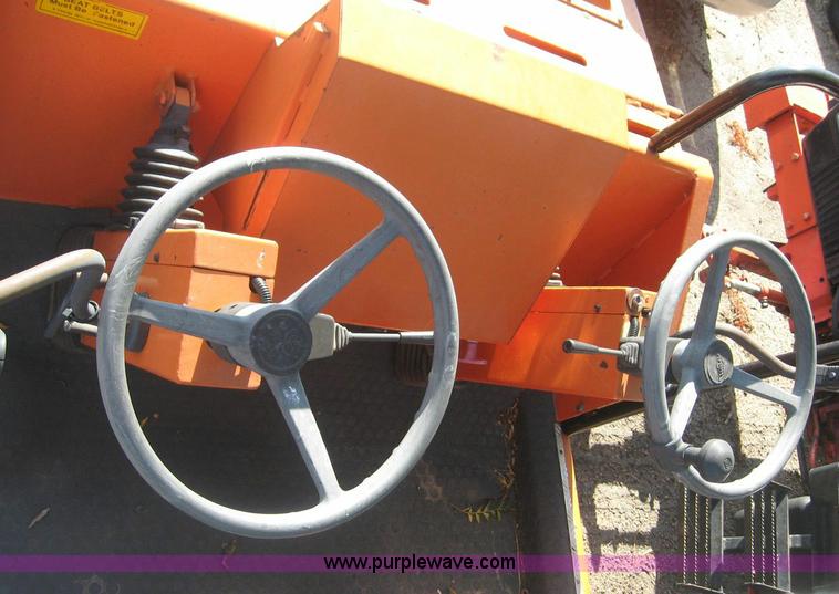 image for item 8431 1993 Hamm DV6K combination roller