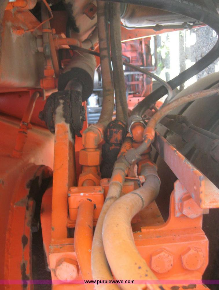 image for item 8431 1993 Hamm DV6K combination roller