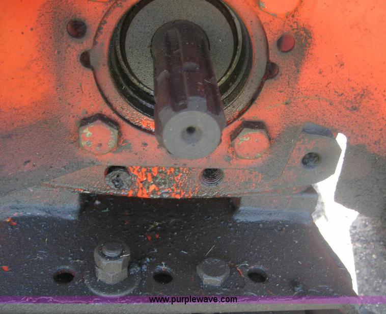 image for item 8433 1994 New Holland 6640SL tractor