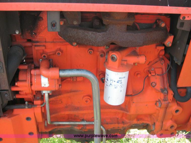 image for item 8433 1994 New Holland 6640SL tractor