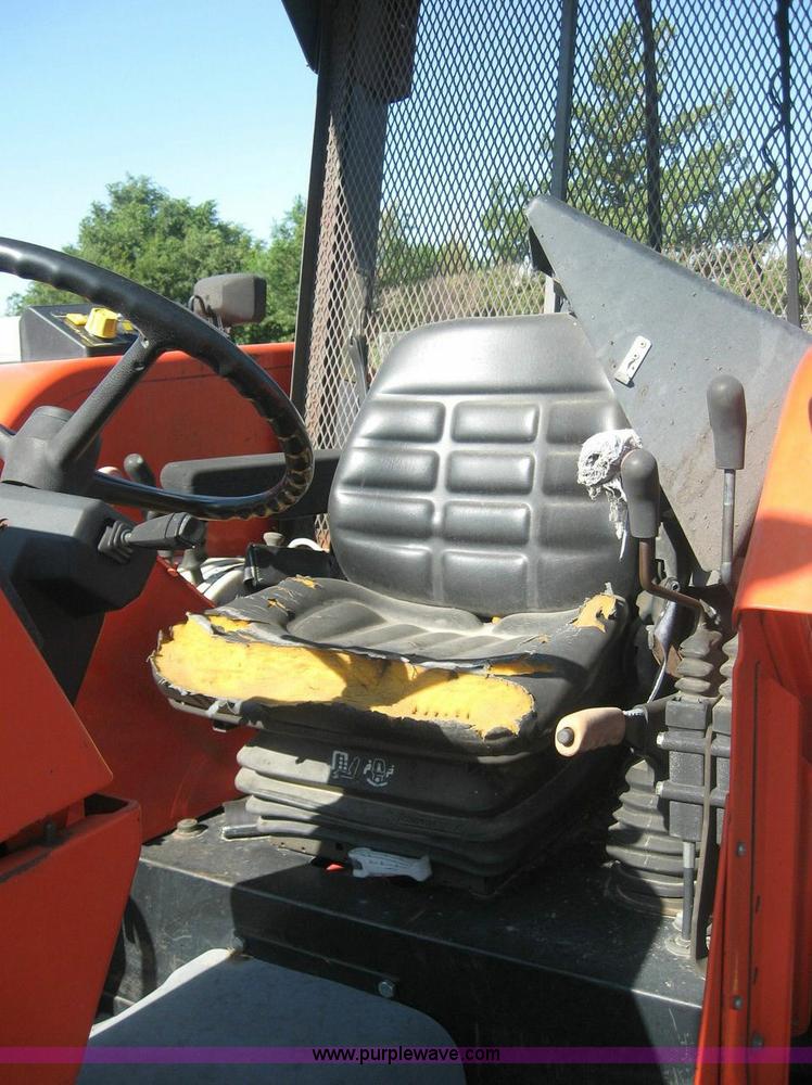 image for item 8433 1994 New Holland 6640SL tractor