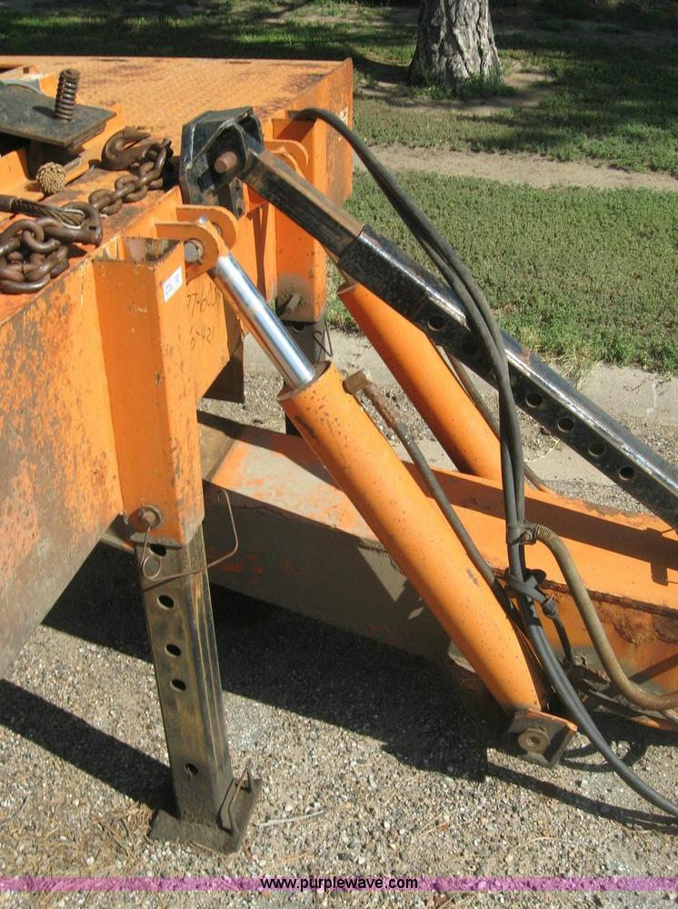 image for item 8442 1994 Landoll tandem axle trailer