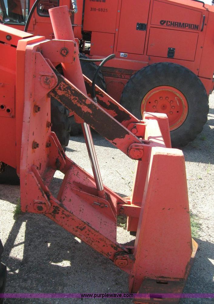 image for item 8444 1996 Champion 710A motor grader
