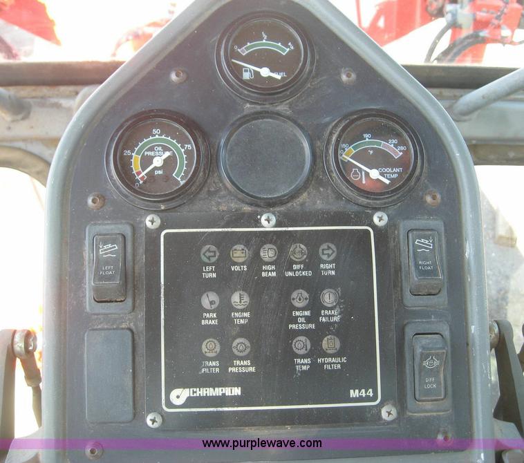 image for item 8444 1996 Champion 710A motor grader