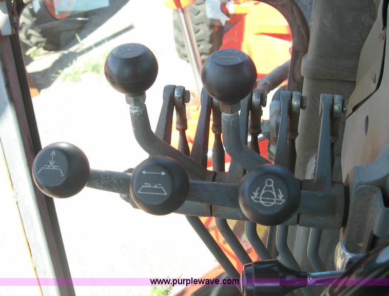 image for item 8444 1996 Champion 710A motor grader