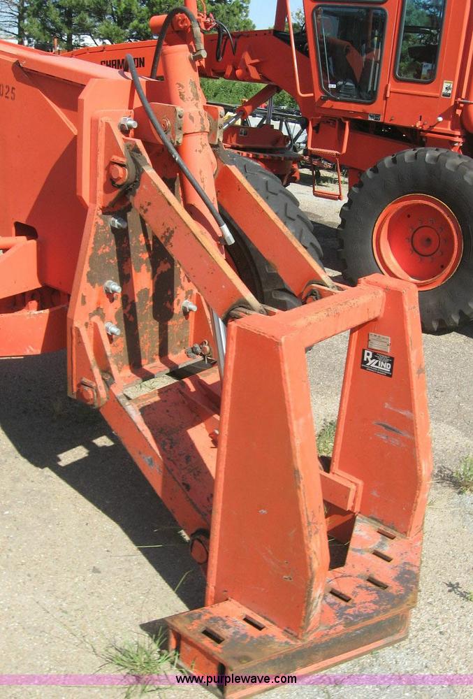 image for item 8445 1995 Champion 710A motor grader