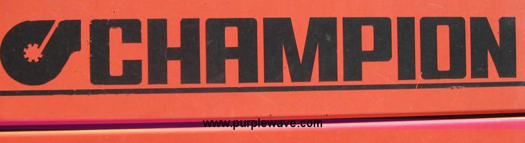 image for item 8445 1995 Champion 710A motor grader