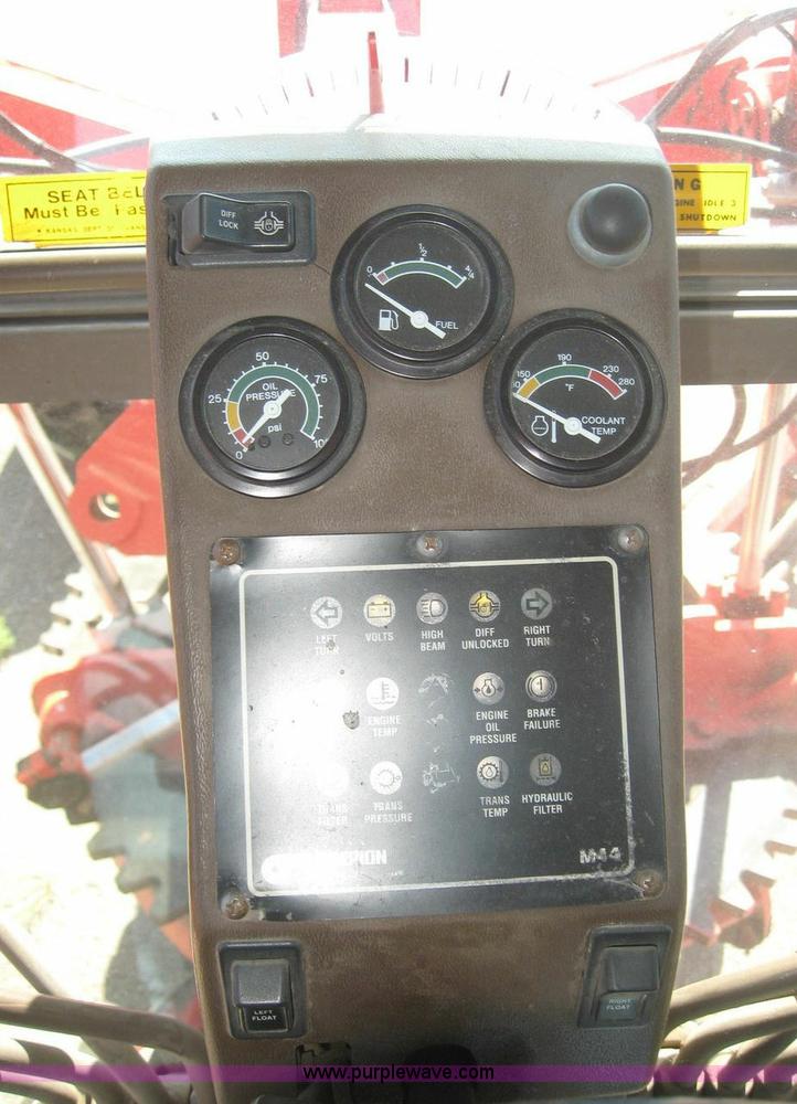 image for item 8445 1995 Champion 710A motor grader