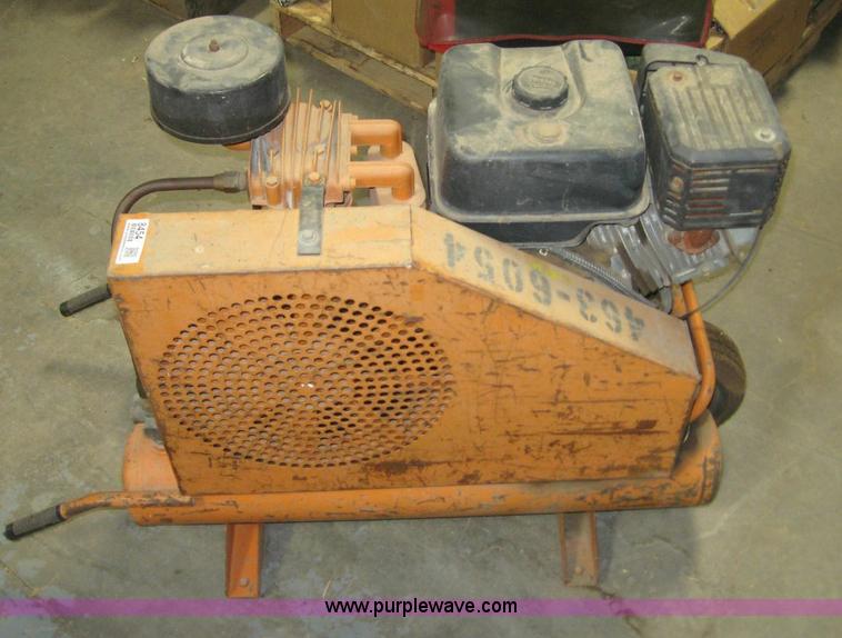 image for item 8454 1994 American portable air compressor