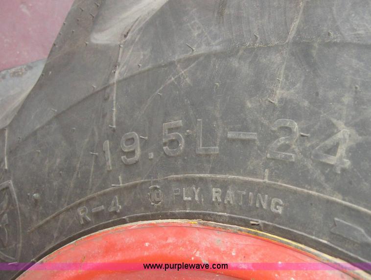 image for item 8463 1992 John Deere all terrain forklift