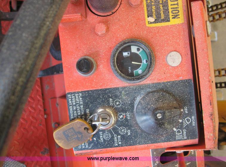 image for item 8463 1992 John Deere all terrain forklift