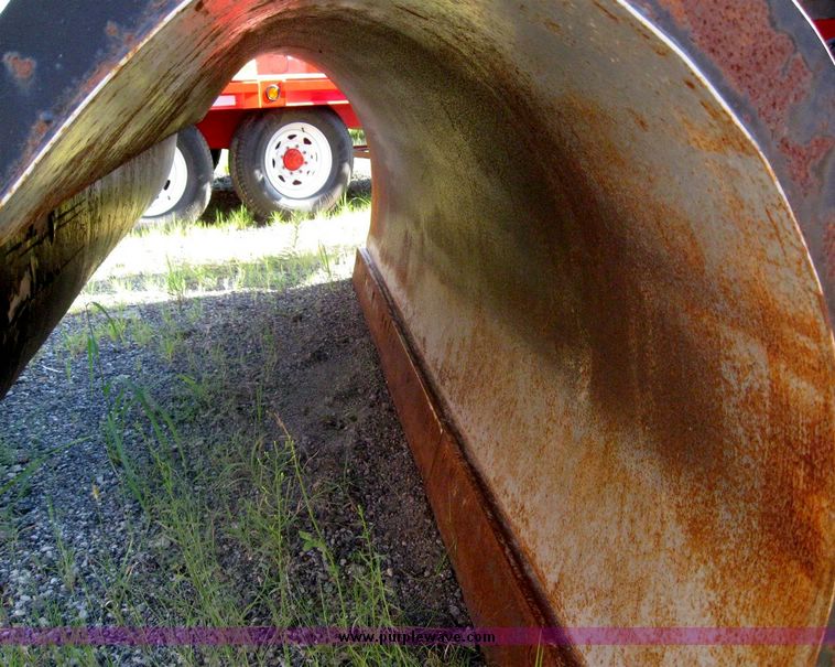 image for item 8465 1997 International 4000 Series 4900 dump truck