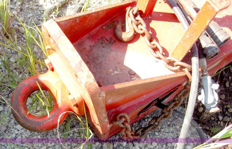 image for item 8481 1988 Landoll model 345-31 20-ton trailer with winch