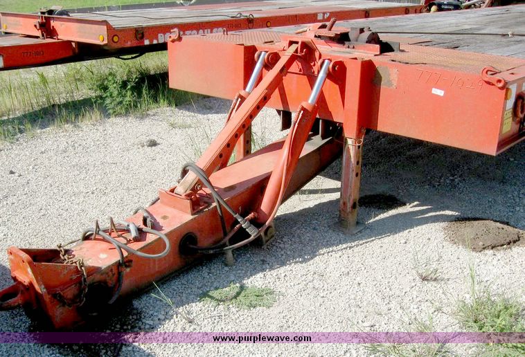 image for item 8483 1989 Landoll model 345-31 20-ton trailer with winch