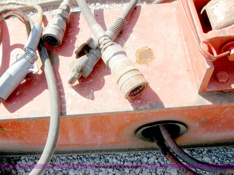 image for item 8483 1989 Landoll model 345-31 20-ton trailer with winch