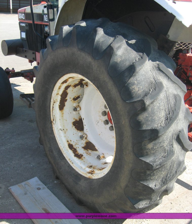 image for item 8503 1996 New Holland 6640SL tractor