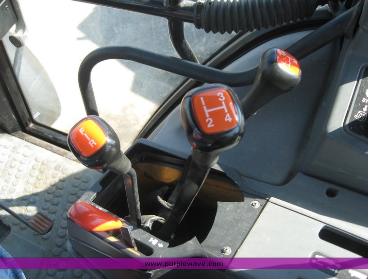 image for item 8503 1996 New Holland 6640SL tractor