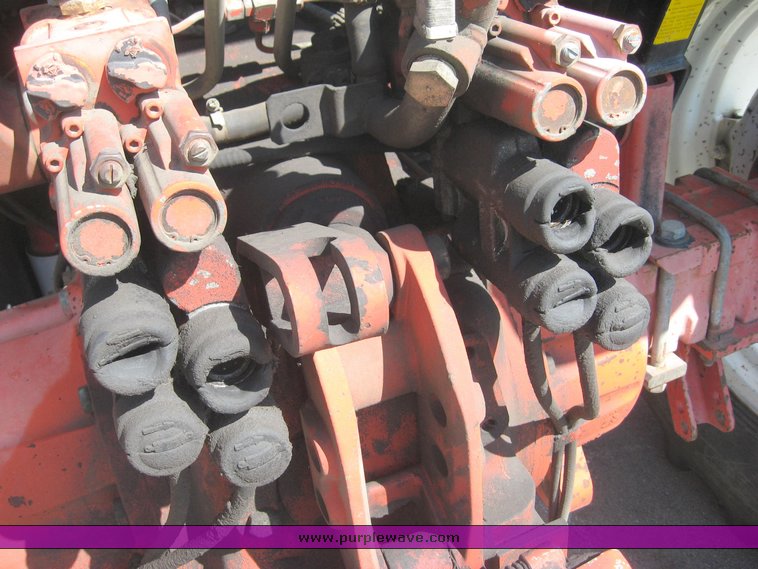 image for item 8504 1996 New Holland 6640SL tractor