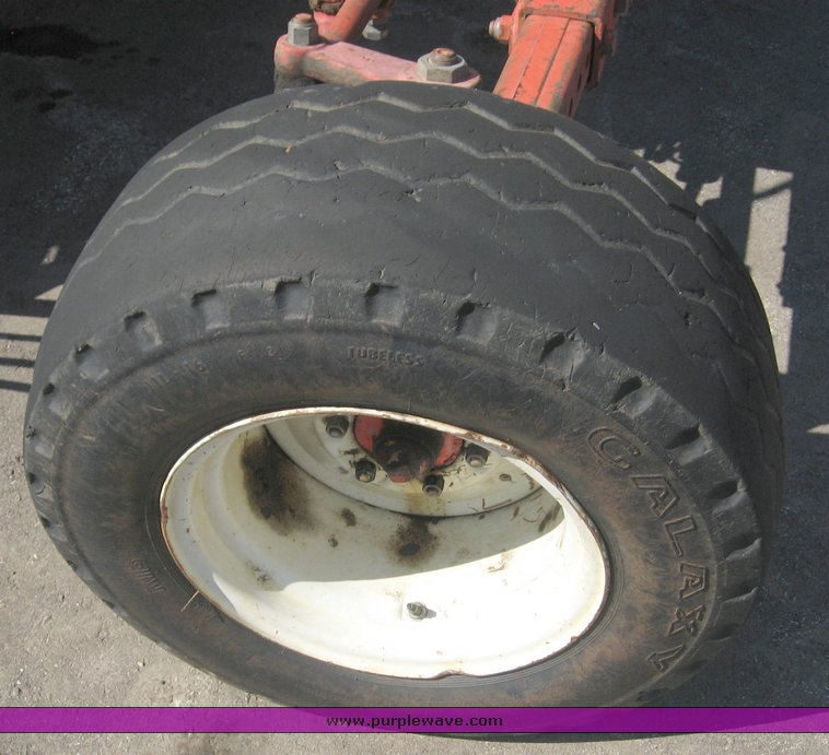 image for item 8504 1996 New Holland 6640SL tractor