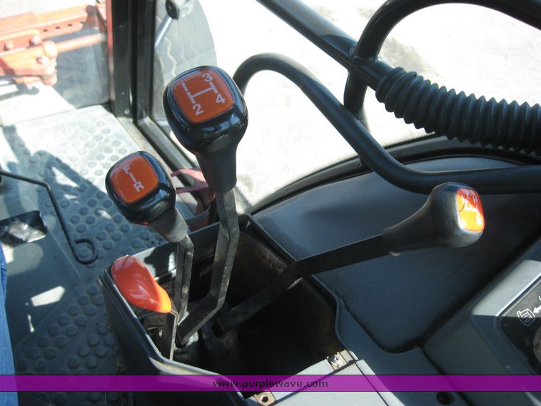 image for item 8504 1996 New Holland 6640SL tractor