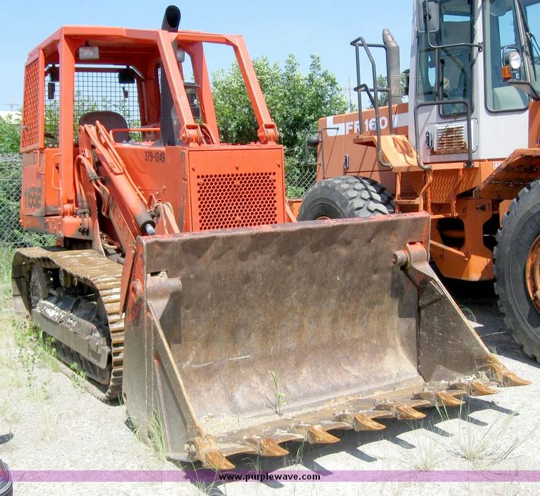 image for item 8516 1989 Case 1155E crawler tractor loader