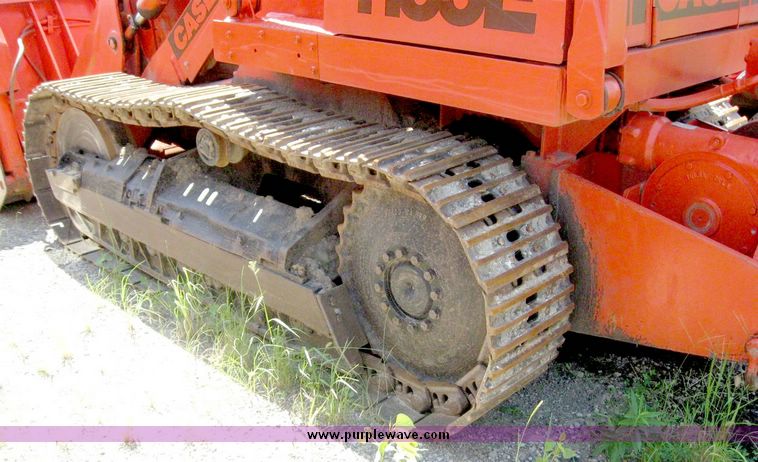 image for item 8516 1989 Case 1155E crawler tractor loader
