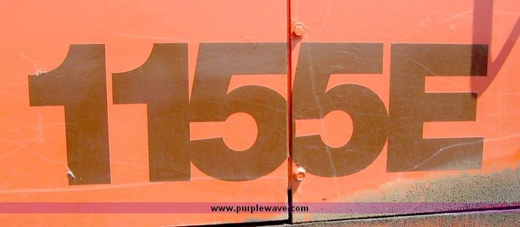 image for item 8516 1989 Case 1155E crawler tractor loader