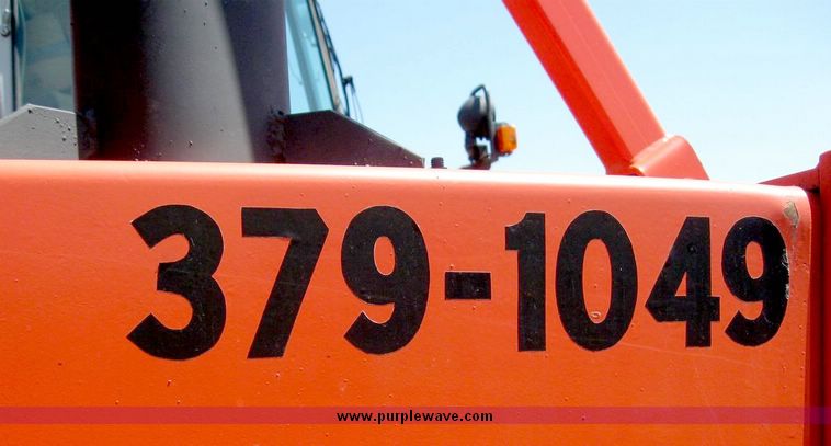 image for item 8516 1989 Case 1155E crawler tractor loader