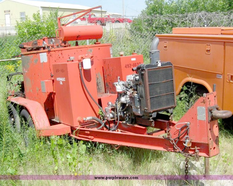 image for item 8517 1993 Crafco EZ-200 asphalt crack seal machine