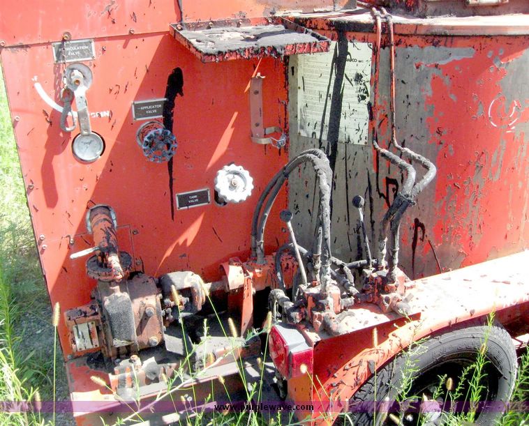 image for item 8517 1993 Crafco EZ-200 asphalt crack seal machine