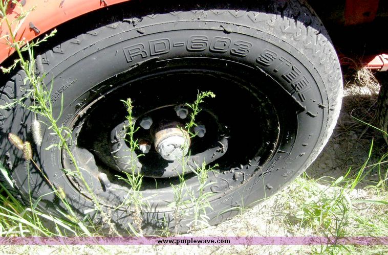 image for item 8517 1993 Crafco EZ-200 asphalt crack seal machine