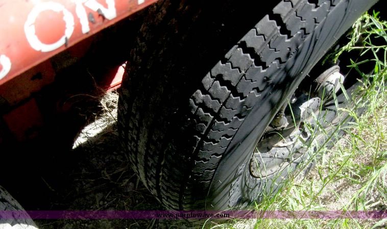 image for item 8517 1993 Crafco EZ-200 asphalt crack seal machine