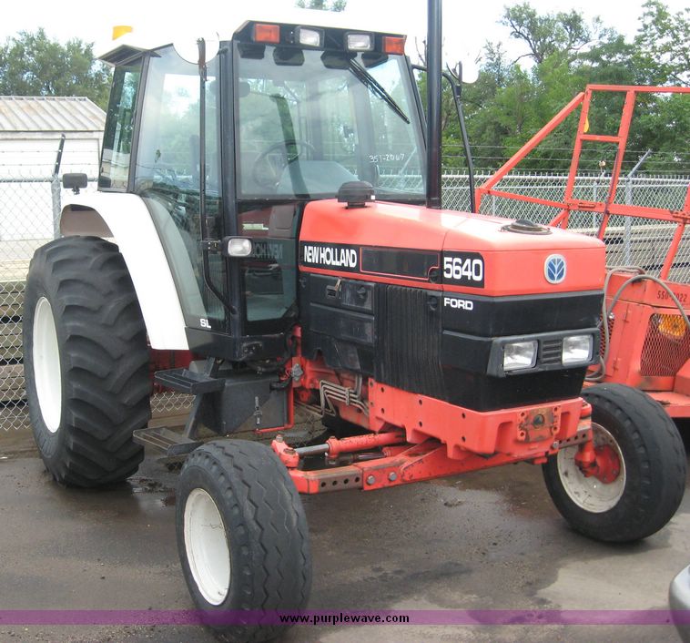 image for item 8568 1998 New Holland 5640SL tractor