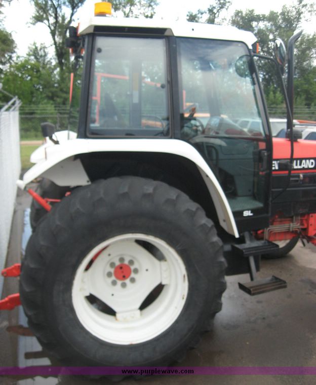 image for item 8568 1998 New Holland 5640SL tractor