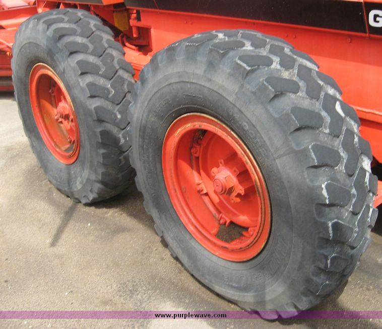 image for item 8570 1996 Galion articulated motor grader