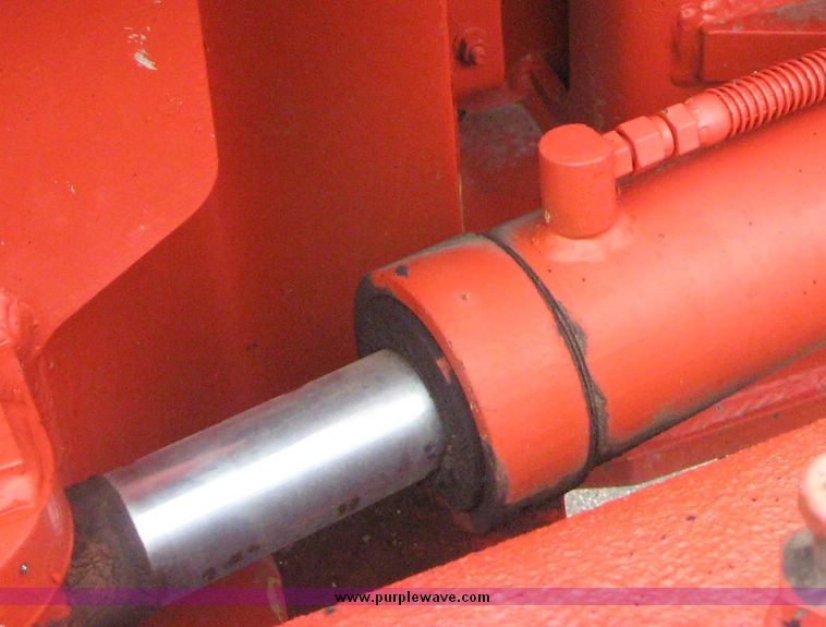 image for item 8571 1995 Galion articulated motor grader