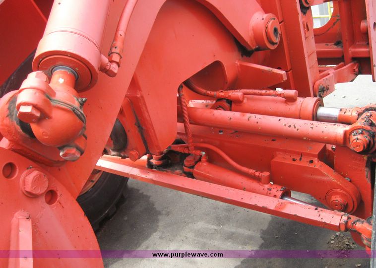 image for item 8571 1995 Galion articulated motor grader