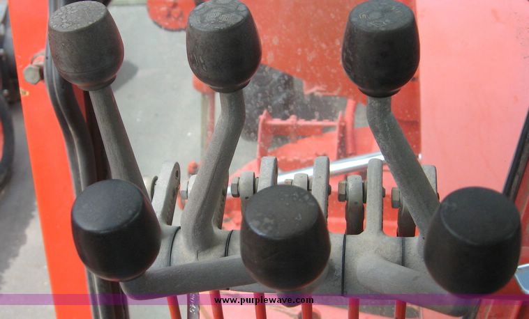 image for item 8571 1995 Galion articulated motor grader