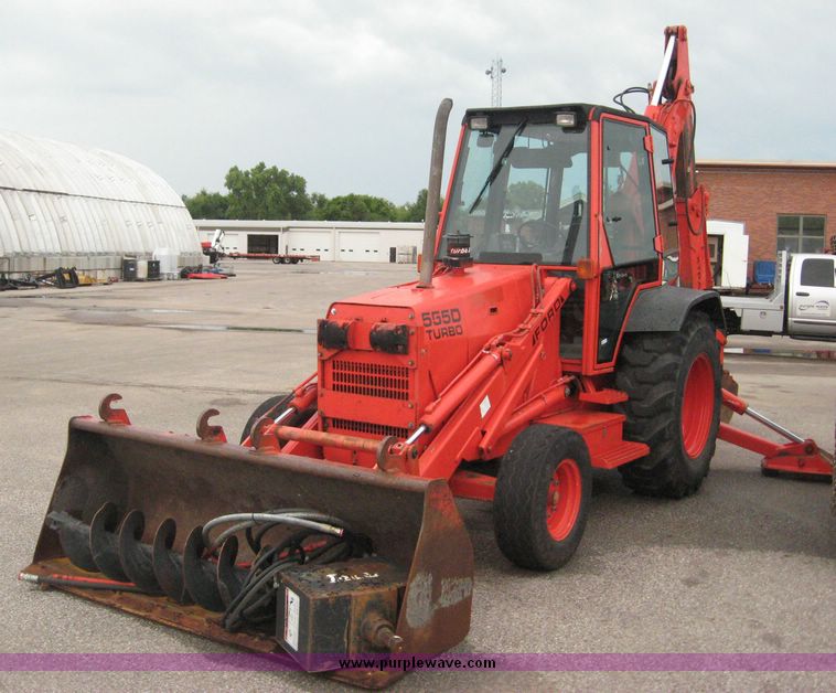 image for item 8573 1996 Ford 555D backhoe