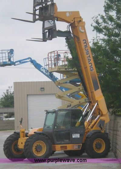 image for item 1100 2003 Mustang 944 telehandler