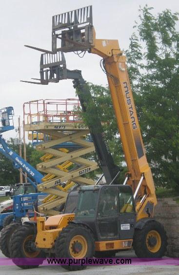 image for item 1100 2003 Mustang 944 telehandler