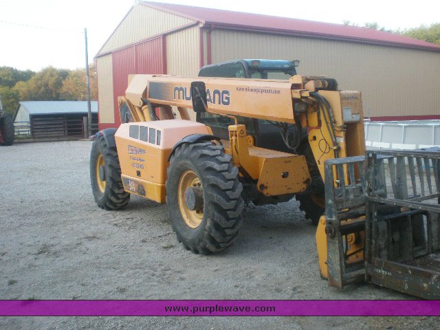 image for item 1100 2003 Mustang 944 telehandler