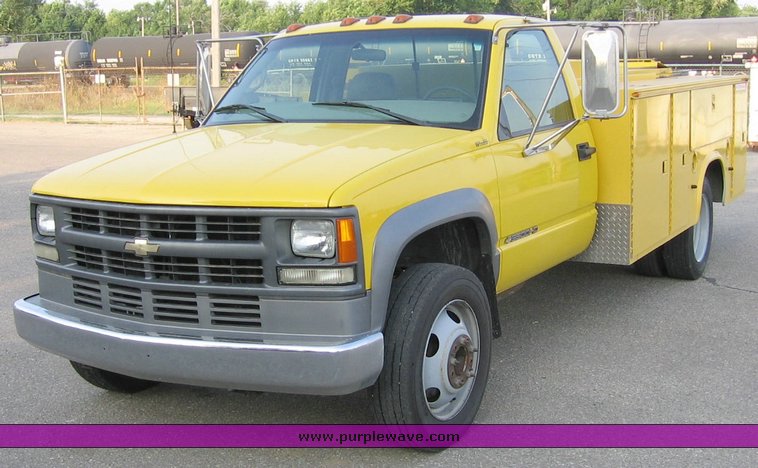 image for item 1200 1999 Chevrolet C3500-HD with service bed