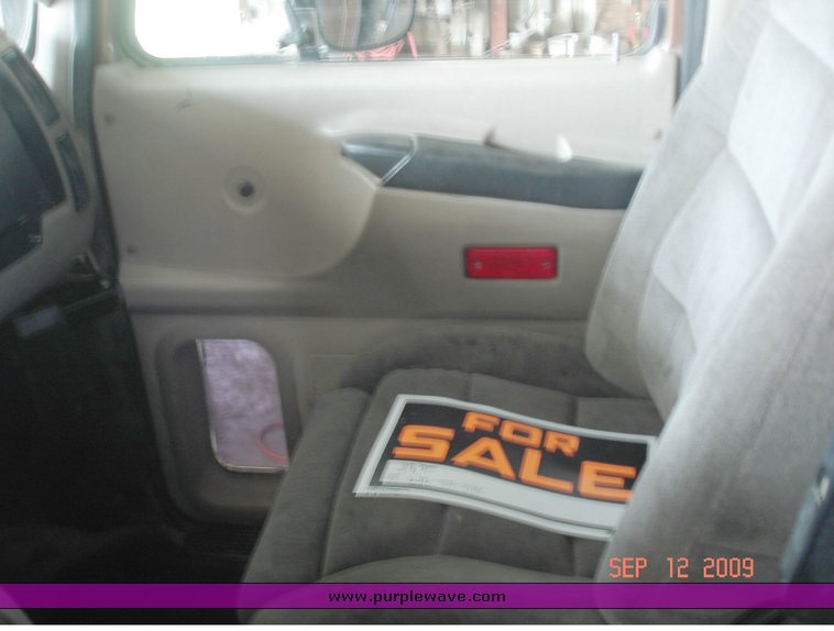 image for item 1500 2001 Mack CX613 tractor truck