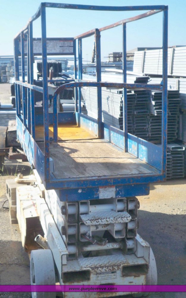 image for item 3424 Mark Lift CH20NEP man lift