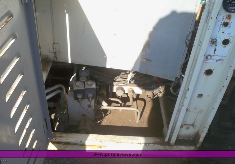 image for item 3425 Mec 33RT all terrain manlift