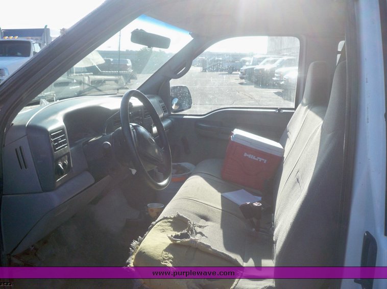 image for item 3428 1999 Ford F250 Super Duty pickup truck