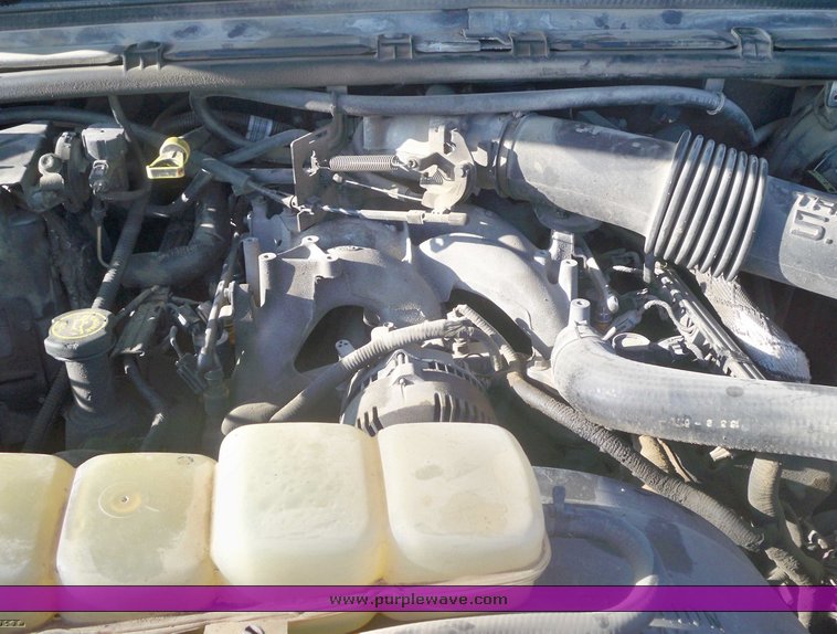 image for item 3428 1999 Ford F250 Super Duty pickup truck